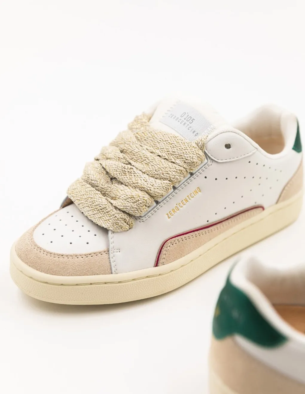 Discount 0-105 Baskets de ville Femme Avril Summer Cuir Blanc