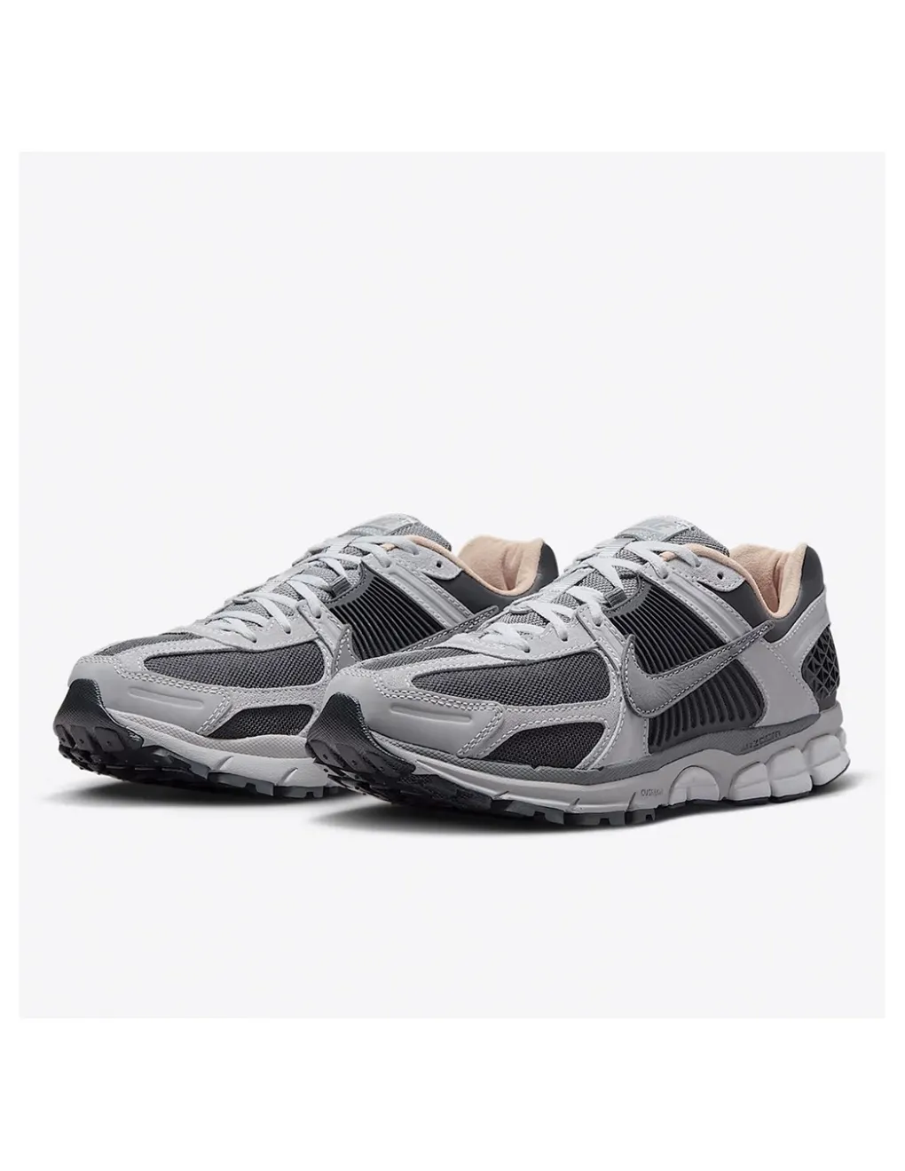 Clearance Nike Sneakers Femme Zoom Vomero 5 Noir/Gris
