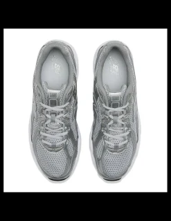 Discount new balance Sneakers Mixte 740 silver